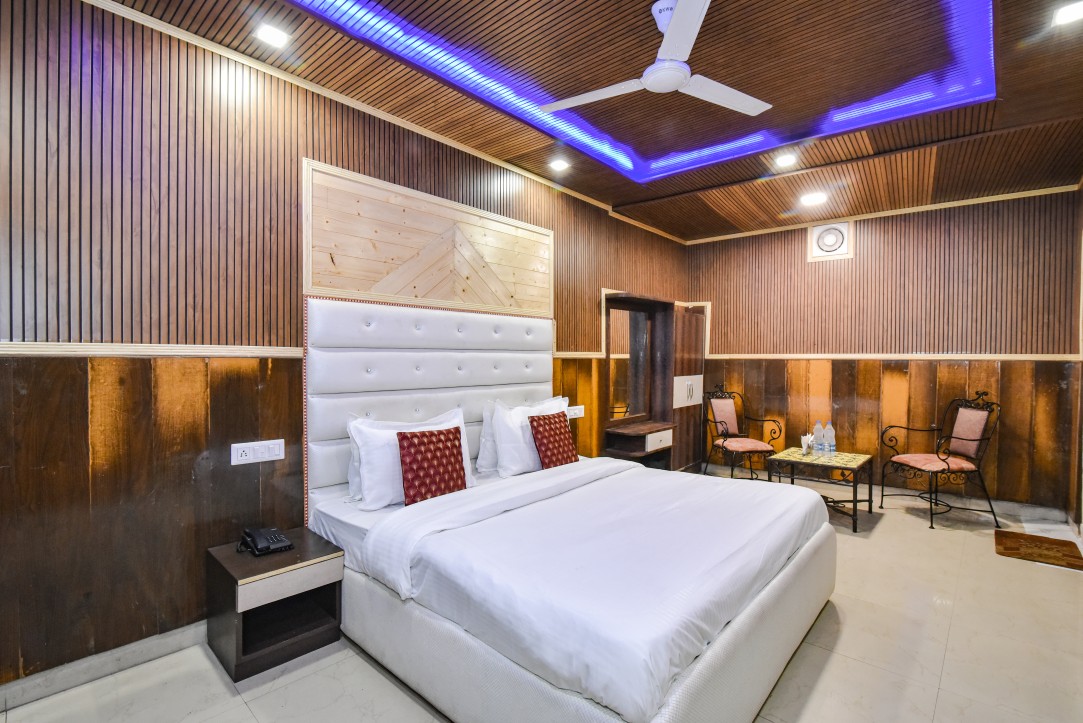 Super Deluxe Room